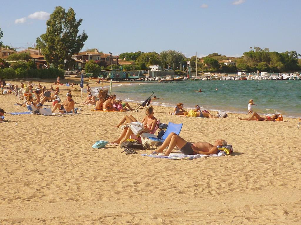 Appartamenti Cannigione La Conia Rum bild